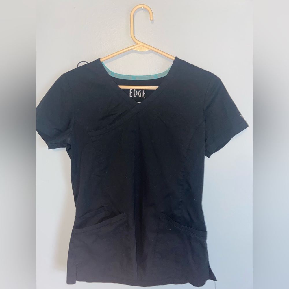 Black IRG Edge Scrub Top (lightly used)